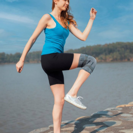 Tynor D-06 Knee Cap with Rigid Hinge